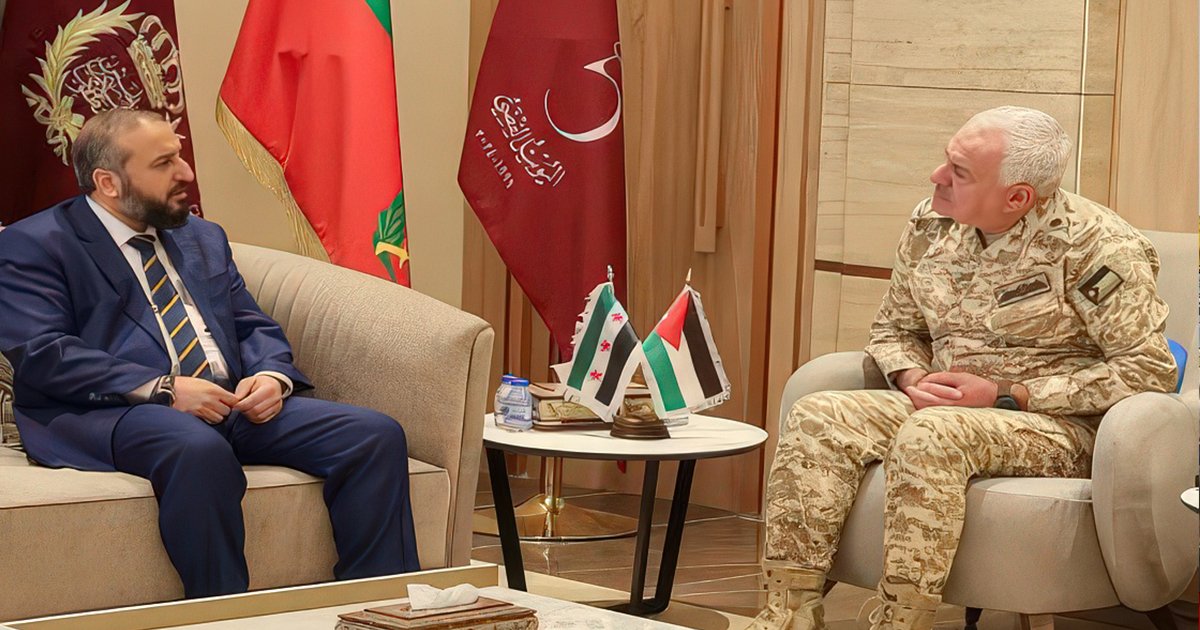 وزير الدفاع السوري يستقبل وفدًا عسكريًا أردنيًا رفيع المستوى في دمشق